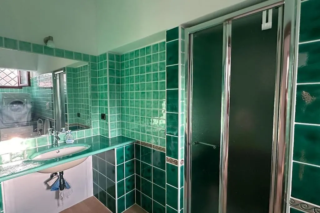 Scrigno Di Ma' - Guesthouse Con Vista Sulla Citta 奧爾比亞