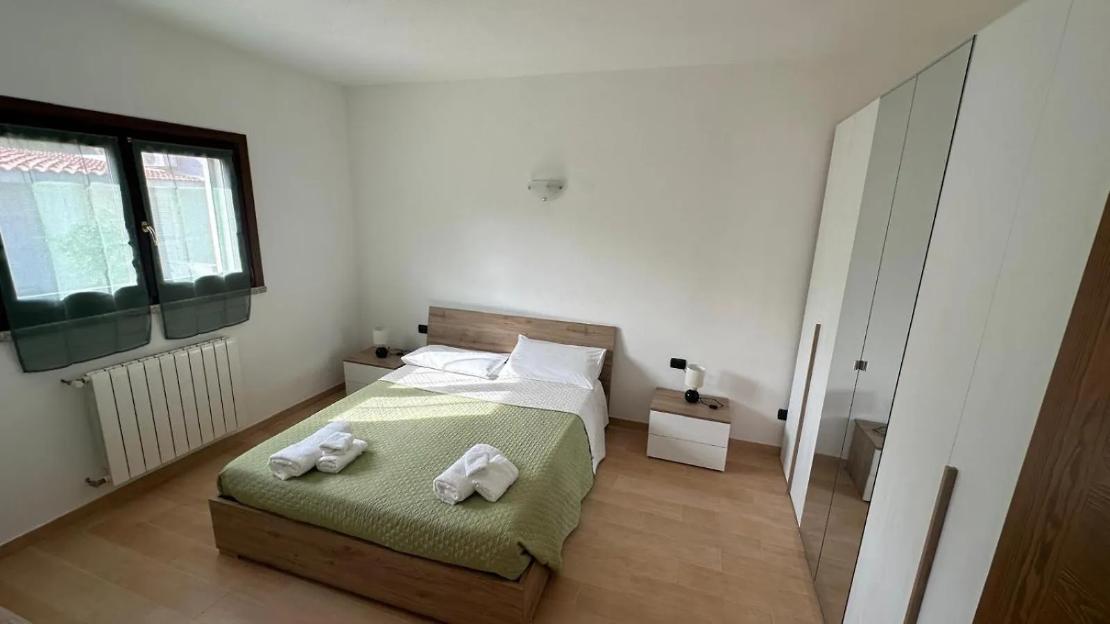 Scrigno Di Ma' - Guesthouse Con Vista Sulla Citta 奧爾比亞 度假居